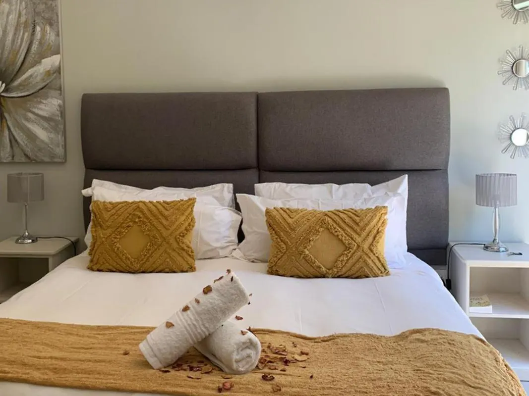 Guest house New Hunters Moon Hotel Kraaifontein