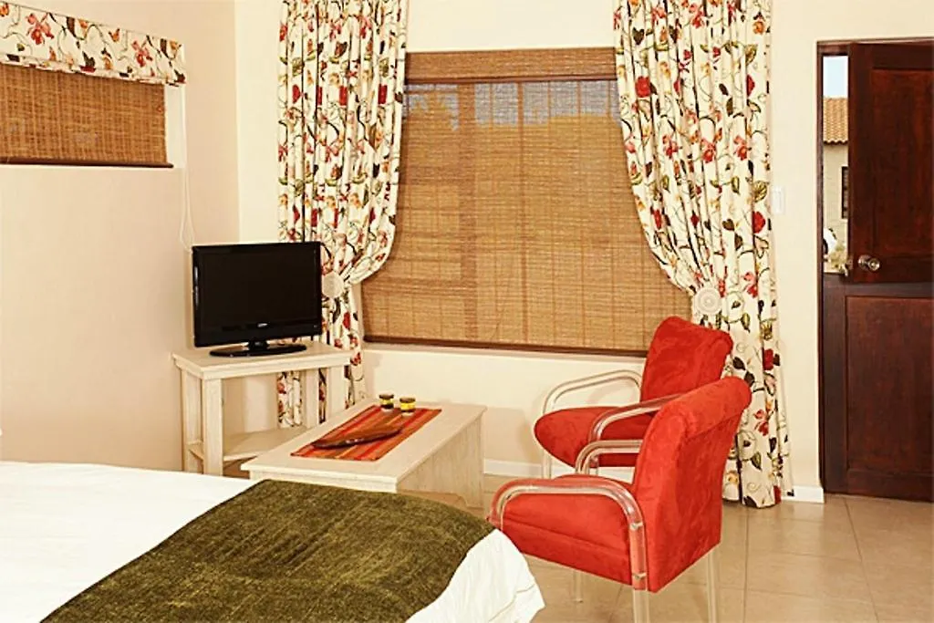 New Hunters Moon Hotel Kraaifontein