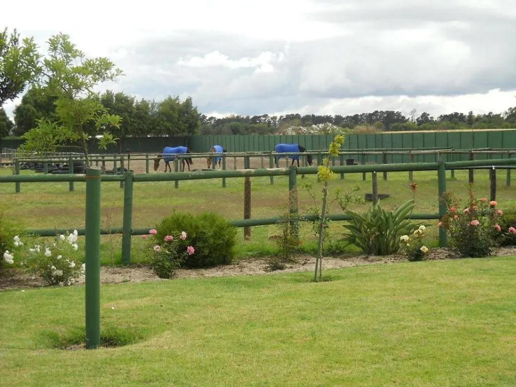 Pensión Hotel New Hunters Moon Kraaifontein