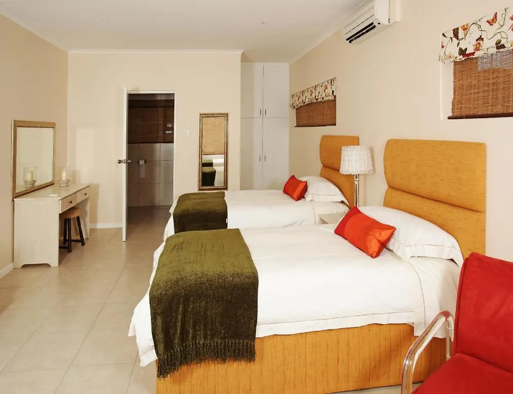 New Hunters Moon Hotel Kraaifontein 3*,