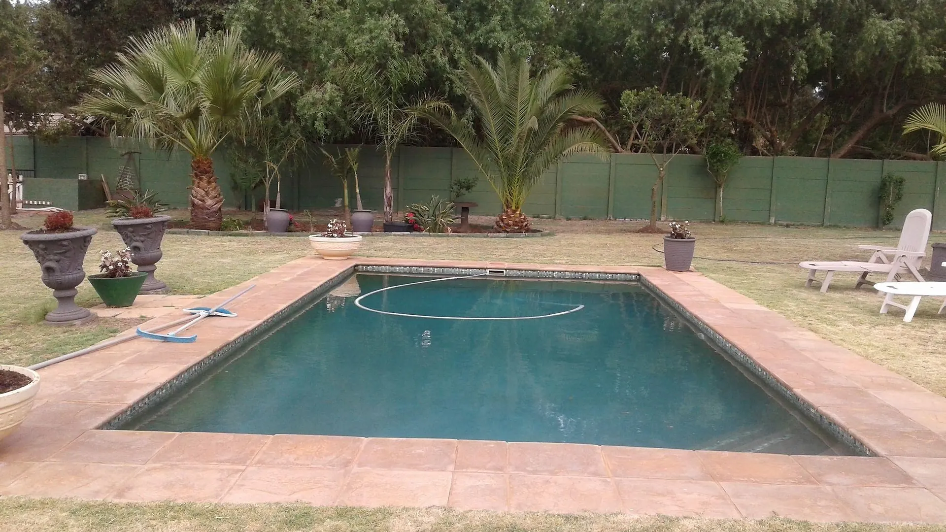 New Hunters Moon Hotel Kraaifontein Guest house